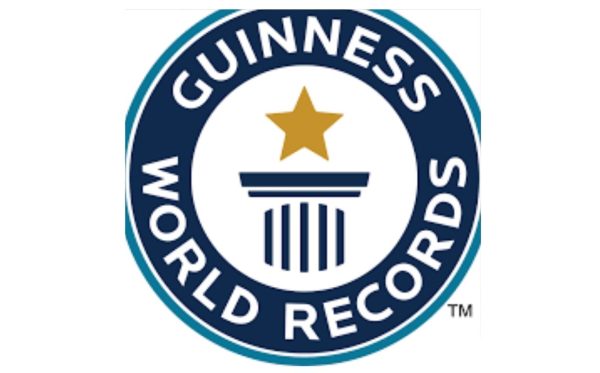 A log of the Guiness World Record as a Nigerian Doctor wins for making the largest drawing.